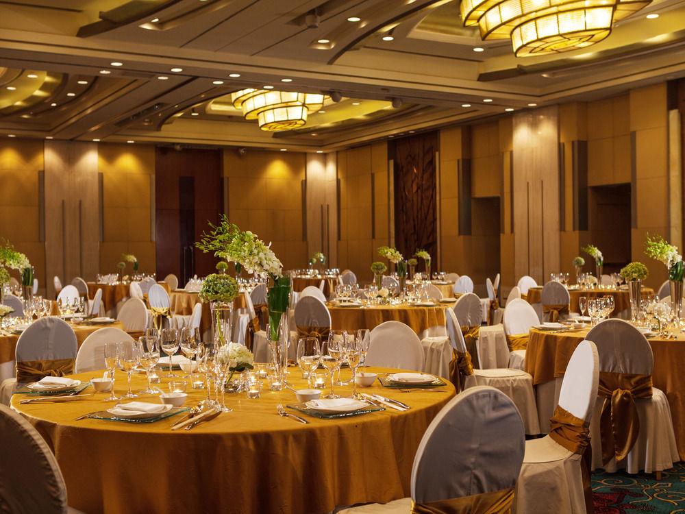 Renaissance Wuhan Hotel Extérieur photo