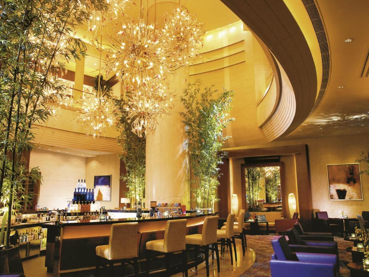 Renaissance Wuhan Hotel Extérieur photo